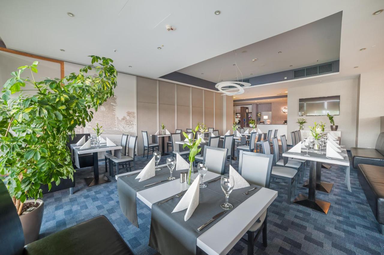 Express Krakow Hotel ภายนอก รูปภาพ