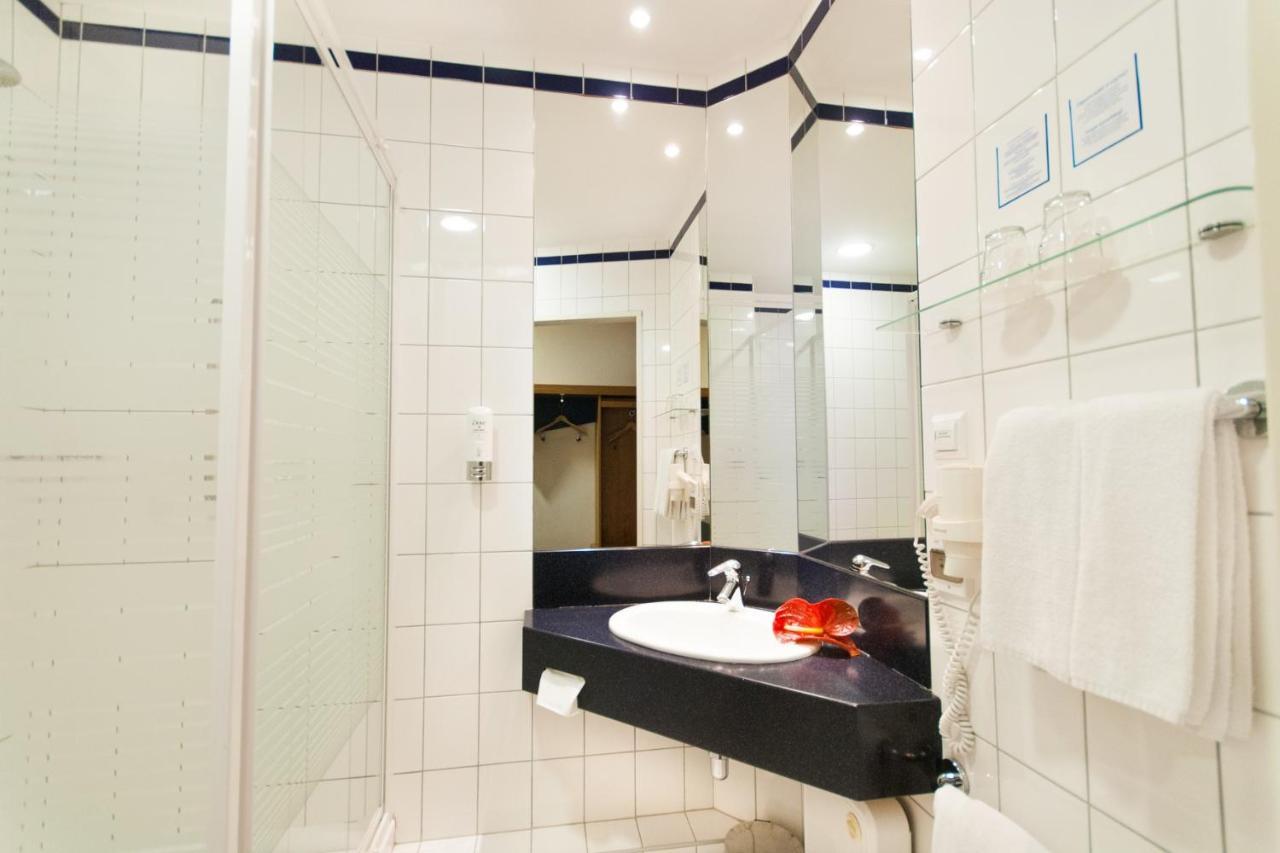 Express Krakow Hotel ภายนอก รูปภาพ