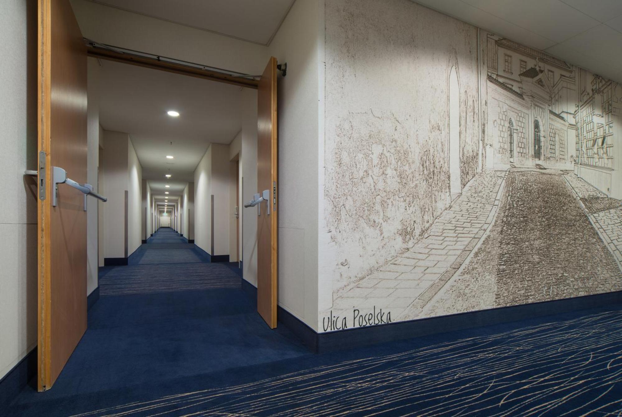 Express Krakow Hotel ภายนอก รูปภาพ